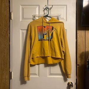 Yellow cropped MTV sweatshirt, size Medium
